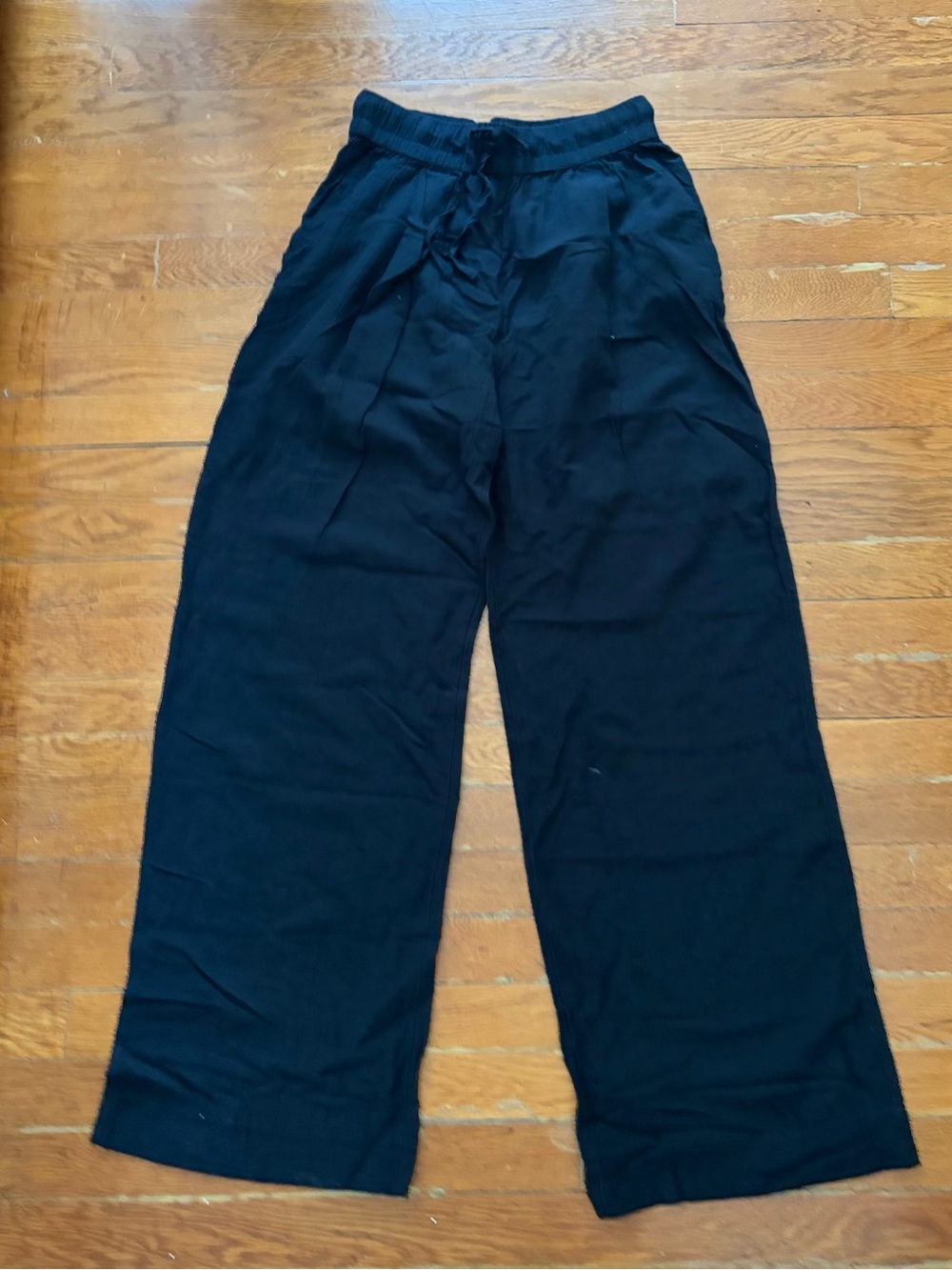 GAP Black Elastic Waist Pull-On Pants